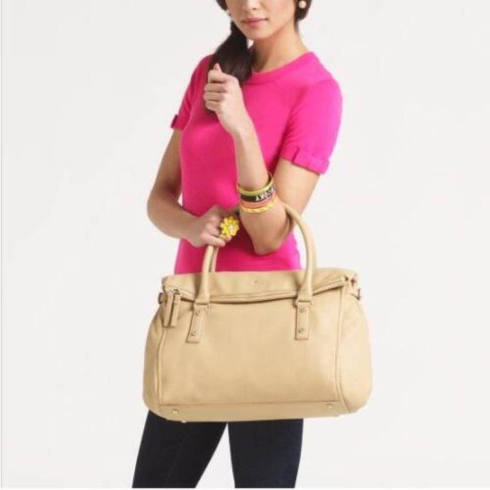 KATE SPADE NEW YORK Cobble Hill Leslie LARGE PALOMINO TAN BUTTERY SOFT EUC